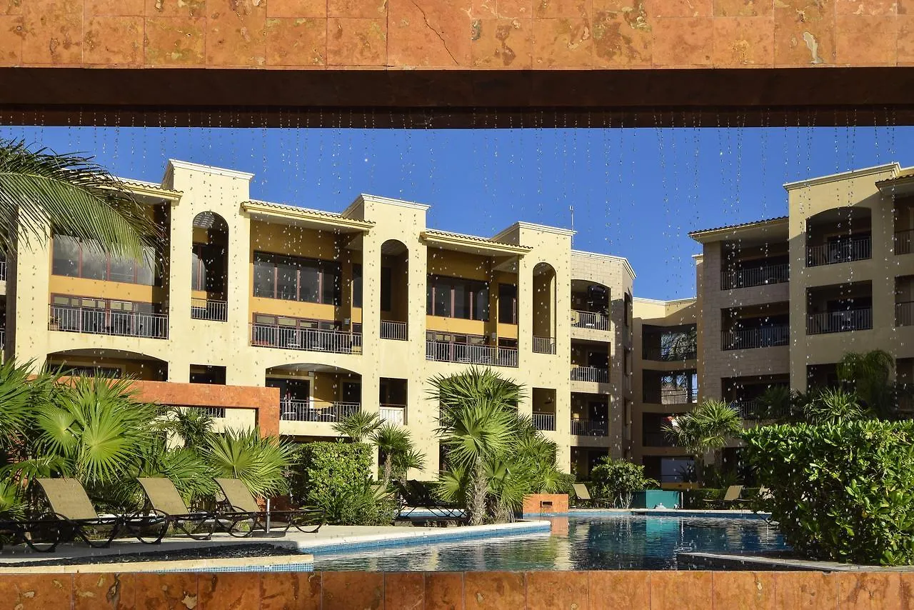 פלאייה דל כרמן El Faro Condos By Rentals Your Way 0*, פלאייה דל כרמן