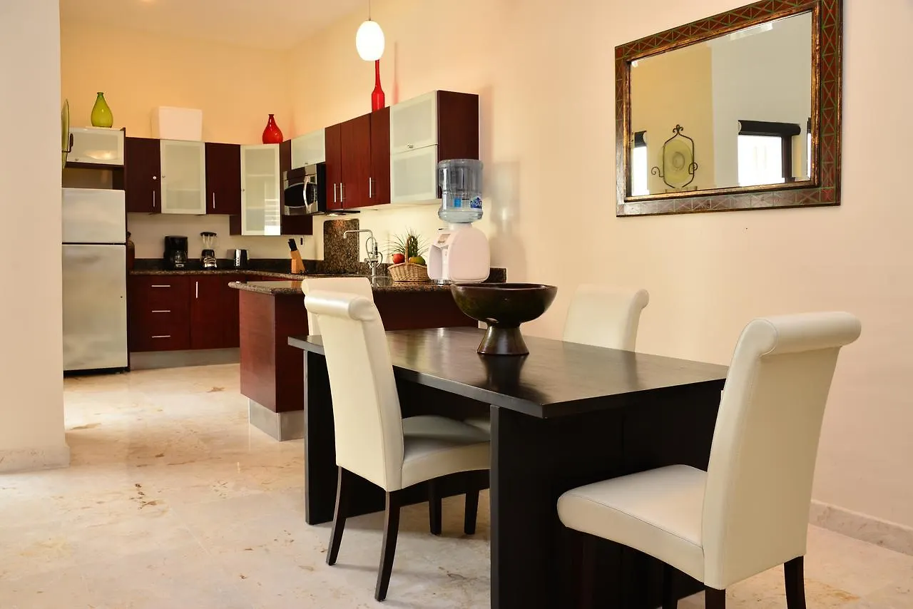 מלון דירות פלאייה דל כרמן El Faro Condos By Rentals Your Way