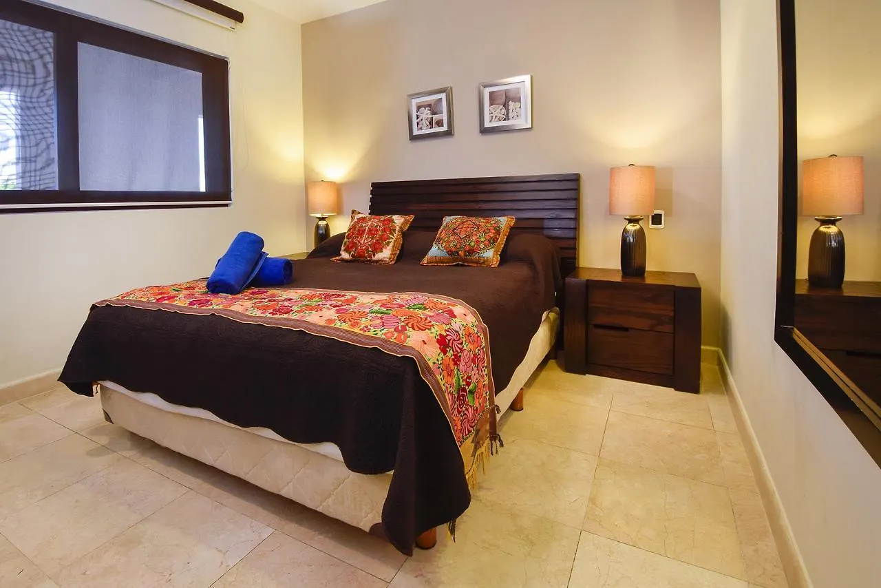 מלון דירות פלאייה דל כרמן El Faro Condos By Rentals Your Way