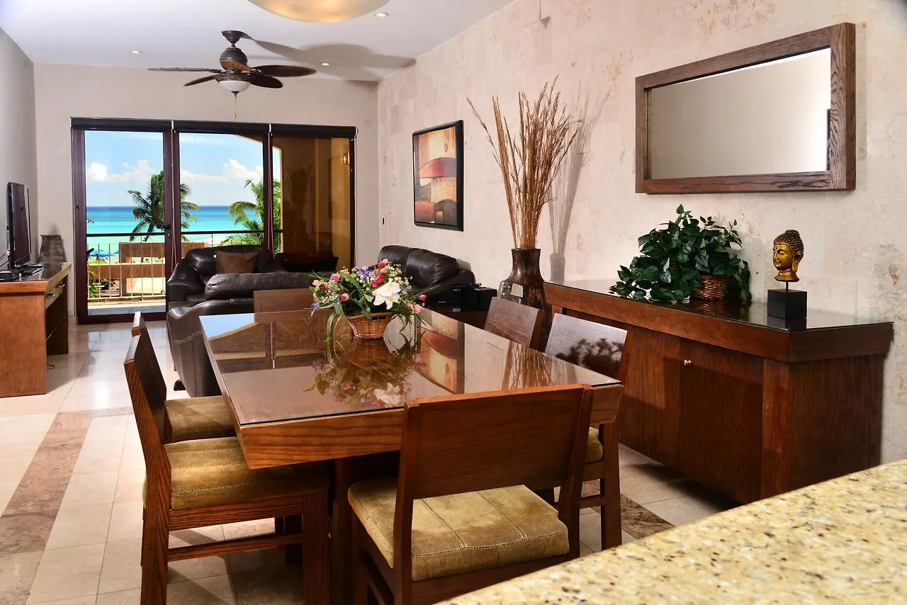 פלאייה דל כרמן El Faro Condos By Rentals Your Way