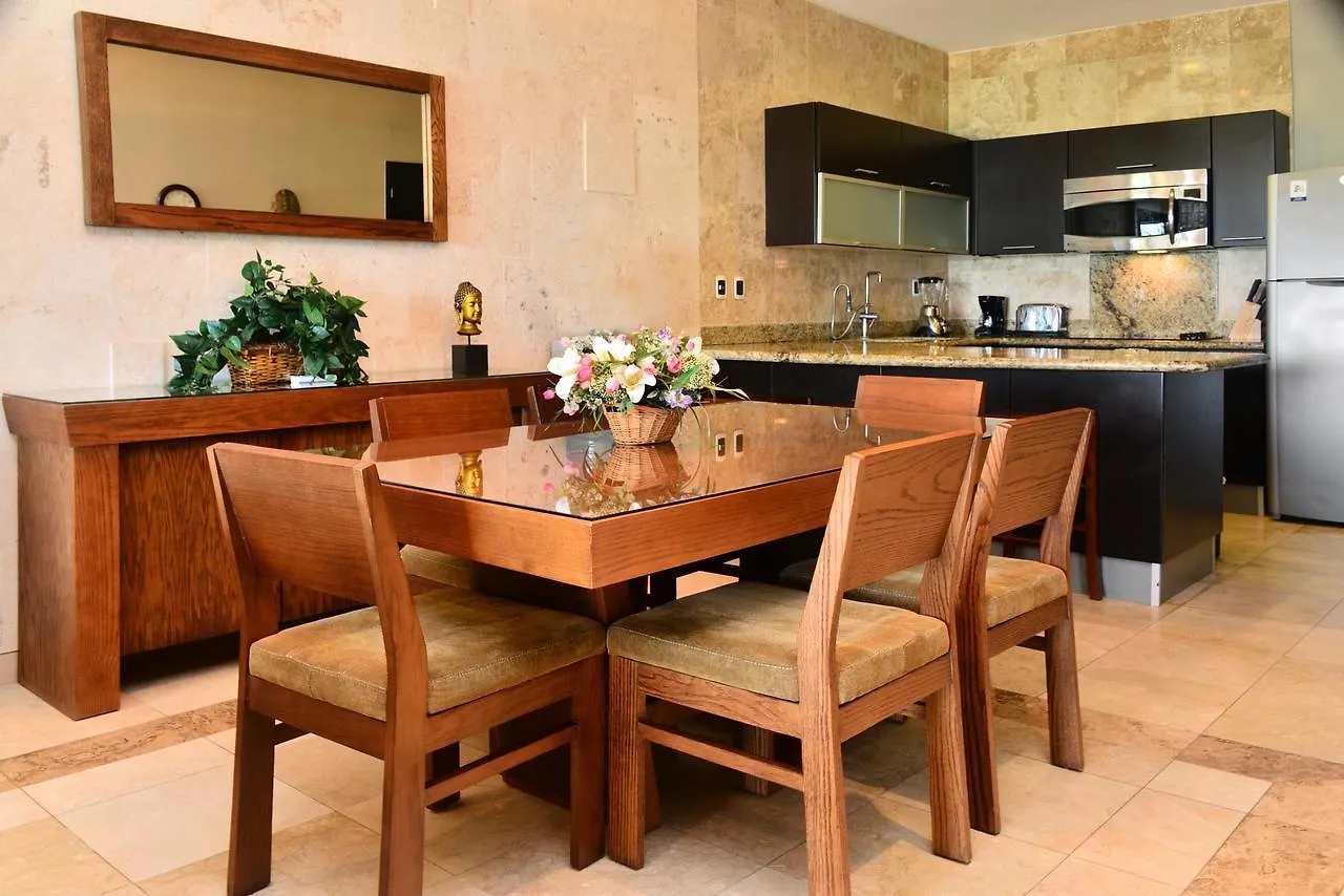פלאייה דל כרמן El Faro Condos By Rentals Your Way פלאייה דל כרמן